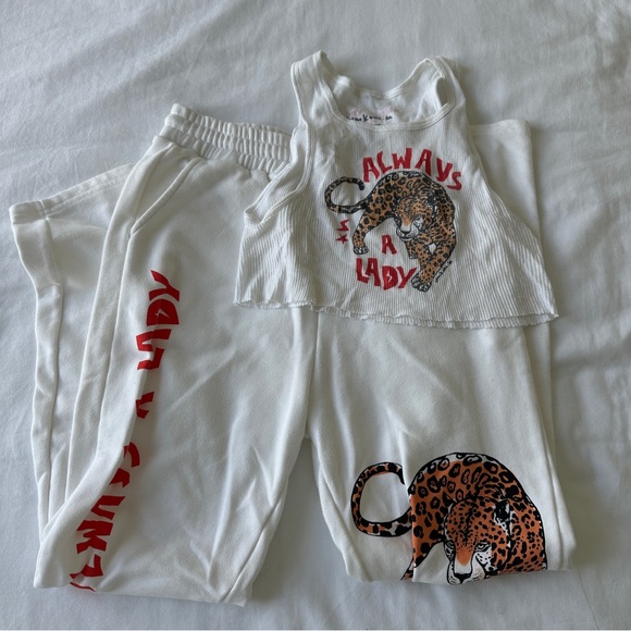 Addison Rae x iamkoko.la set - Picture 1 of 5